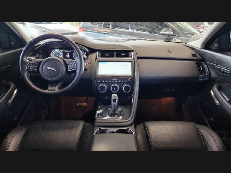 JAGUAR - E-PACE - 2019/2019 - Vermelha - Sob Consulta