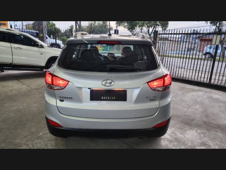 HYUNDAI - IX35 - 2012/2013 - Prata - R$ 59.900,00