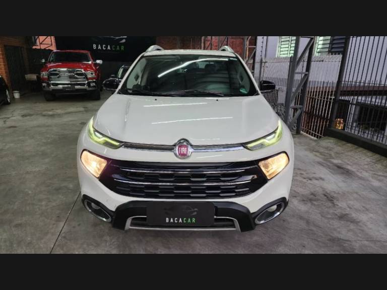 FIAT - TORO - 2019/2020 - Branca - Sob Consulta