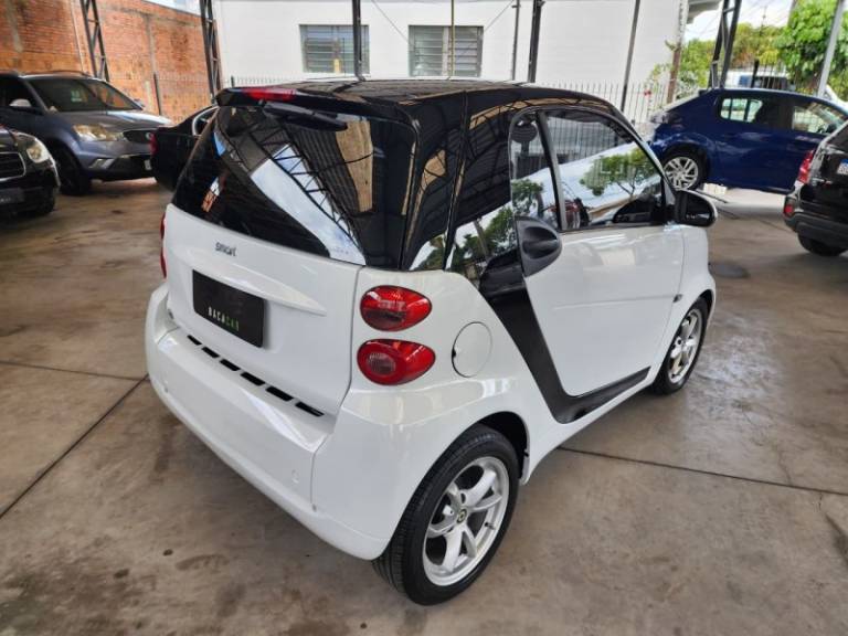 SMART - FORTWO - 2011/2011 - Branca - R$ 46.900,00