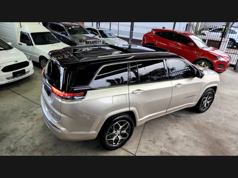 JEEP - COMMANDER - 2022/2022 - Dourada - Sob Consulta