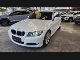 BMW - 320I - 2011/2012 - Branca - Sob Consulta