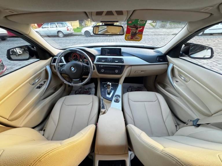 BMW - 320I - 2013/2014 - Branca - Sob Consulta