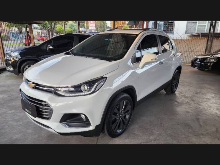 CHEVROLET - TRACKER - 2018/2018 - Branca - R$ 89.900,00