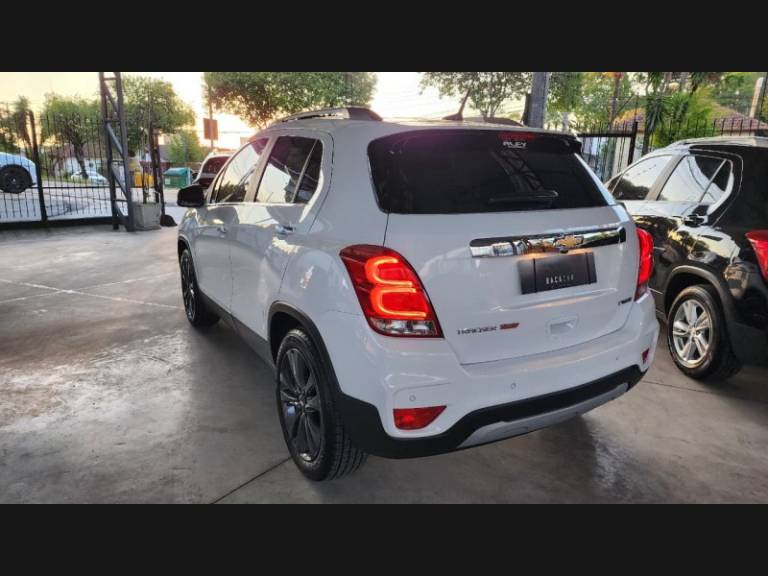 CHEVROLET - TRACKER - 2018/2018 - Branca - R$ 89.900,00