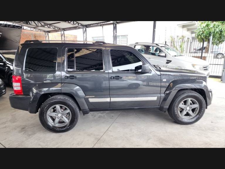 JEEP - CHEROKEE - 2011/2011 - Preta - Sob Consulta