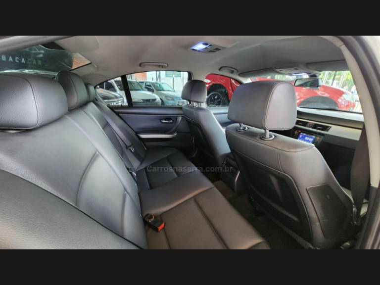 BMW - 320I - 2011/2012 - Branca - Sob Consulta