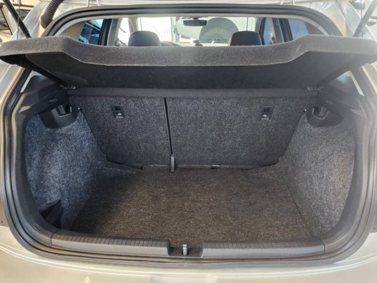 VOLKSWAGEN - POLO - 2019/2019 - Prata - Sob Consulta