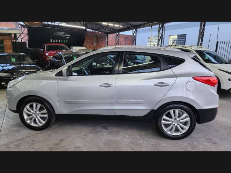 HYUNDAI - IX35 - 2012/2013 - Prata - R$ 59.900,00