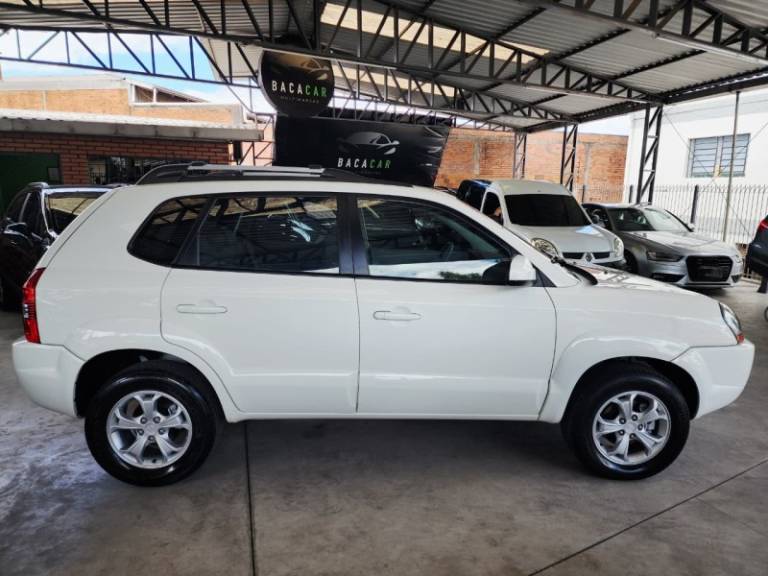 HYUNDAI - TUCSON - 2015/2016 - Branca - Sob Consulta