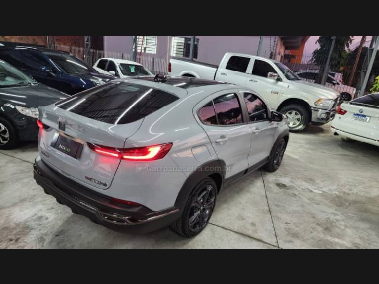 FIAT - FASTBACK - 2023/2023 - Cinza - R$ 123.900,00