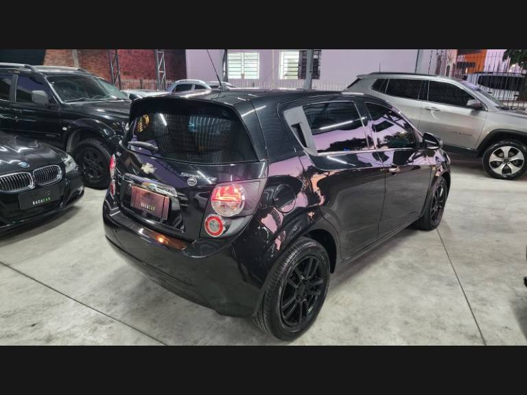 CHEVROLET - SONIC - 2012/2013 - Preta - Sob Consulta
