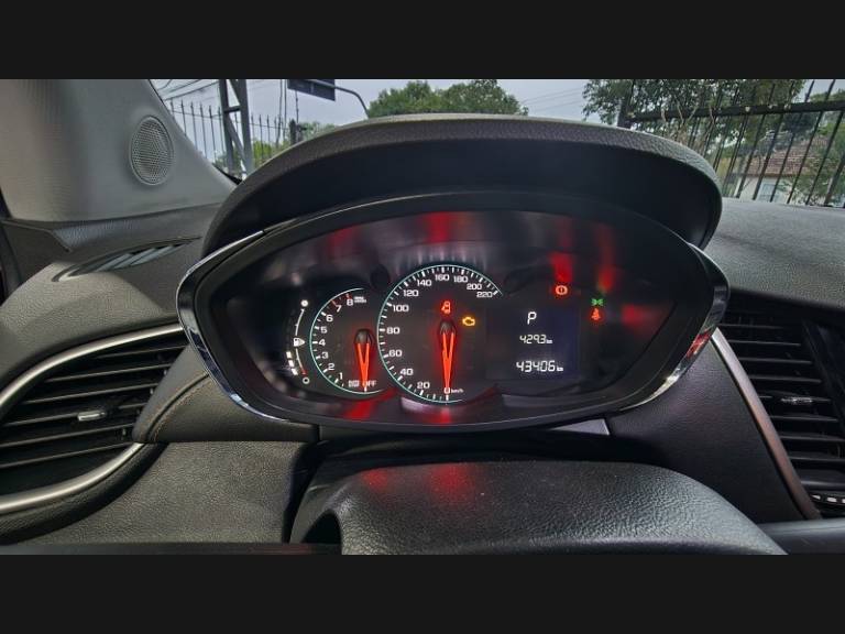 CHEVROLET - TRACKER - 2018/2019 - Preta - R$ 74.900,00