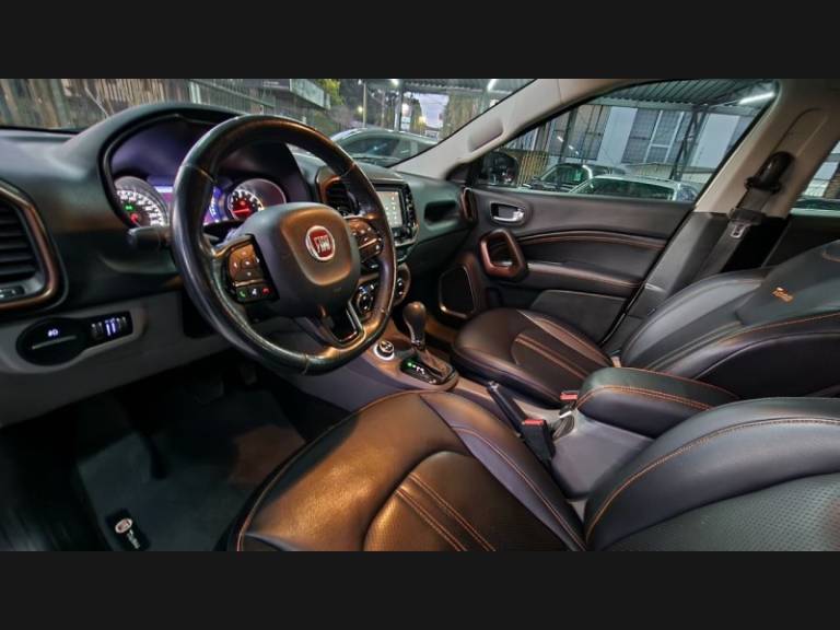 FIAT - TORO - 2019/2020 - Branca - Sob Consulta