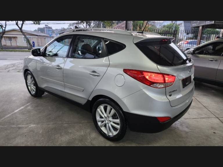 HYUNDAI - IX35 - 2012/2013 - Prata - R$ 59.900,00