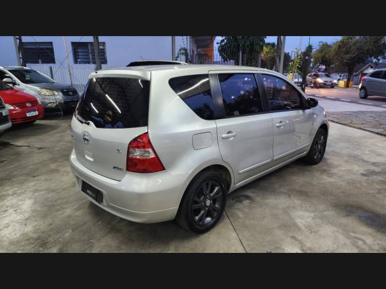 NISSAN - LIVINA - 2013/2013 - Prata - Sob Consulta