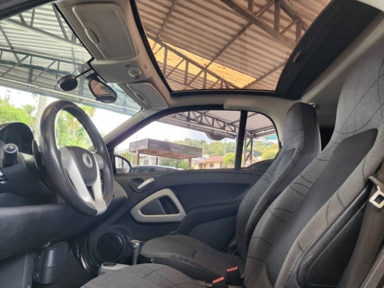 SMART - FORTWO - 2011/2011 - Branca - R$ 46.900,00