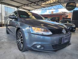 VOLKSWAGEN - JETTA - 2011/2012 - Cinza - Sob Consulta
