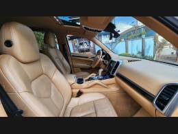 PORSCHE - CAYENNE - 2012/2012 - Branca - Sob Consulta