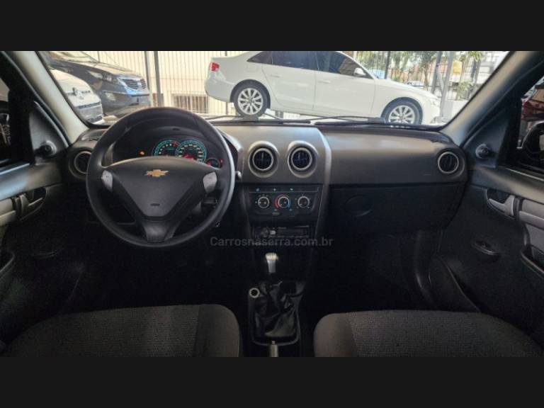 CHEVROLET - CELTA - 2014/2015 - Preta - R$ 34.900,00