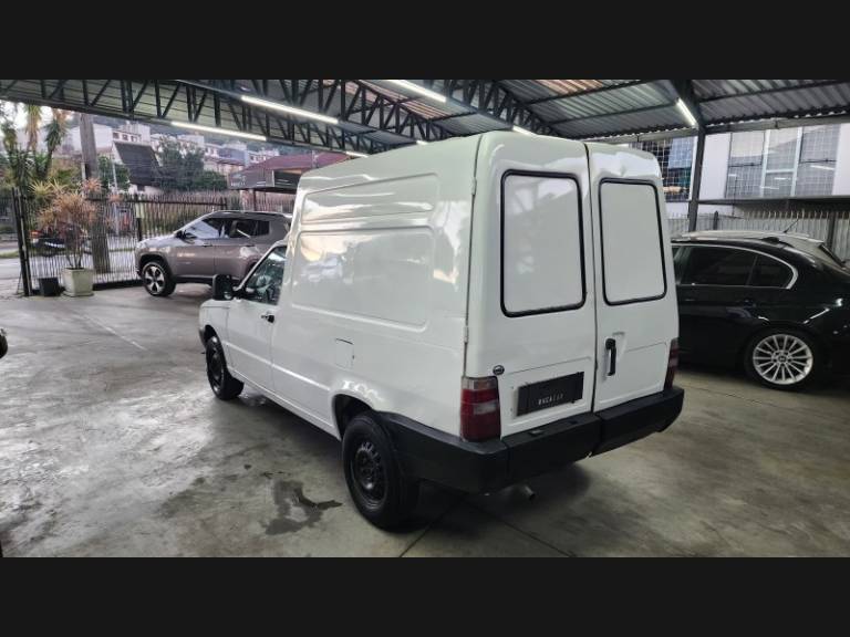 FIAT - FIORINO - 2010/2011 - Branca - Sob Consulta