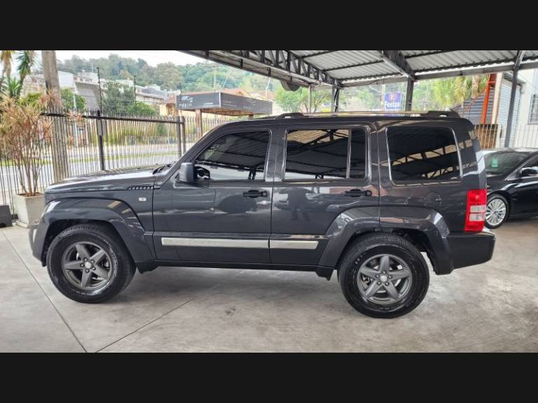 JEEP - CHEROKEE - 2011/2011 - Preta - Sob Consulta
