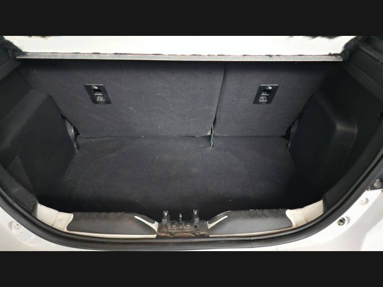 FORD - KA - 2016/2017 - Branca - Sob Consulta