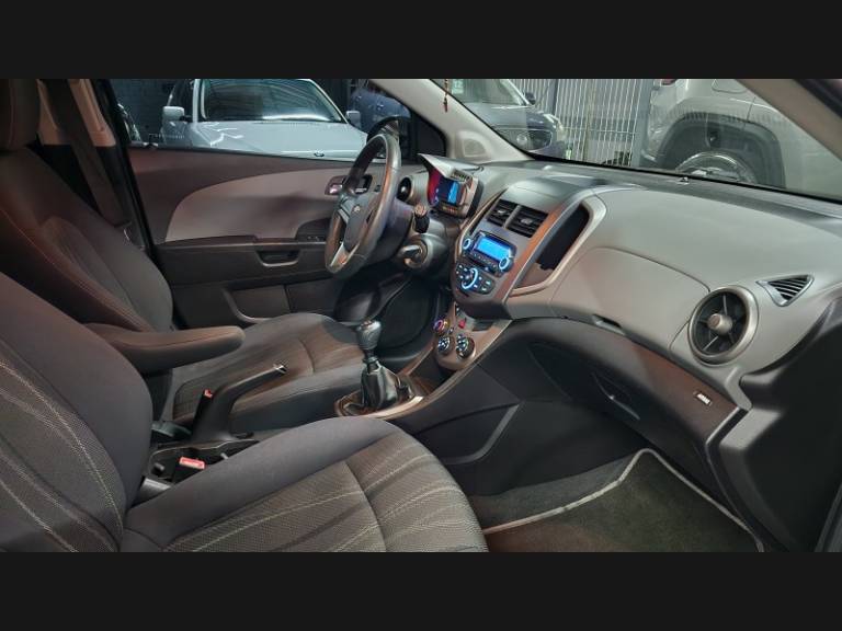 CHEVROLET - SONIC - 2012/2013 - Preta - Sob Consulta