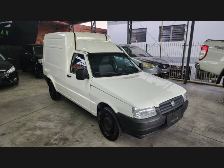 FIAT - FIORINO - 2010/2011 - Branca - Sob Consulta
