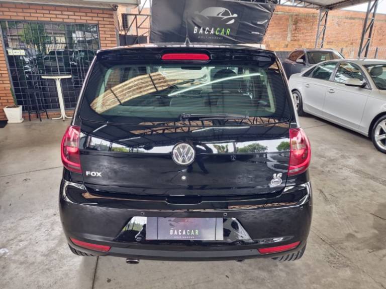VOLKSWAGEN - FOX - 2012/2013 - Preta - Sob Consulta