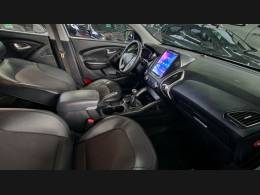HYUNDAI - IX35 - 2012/2013 - Prata - R$ 59.900,00