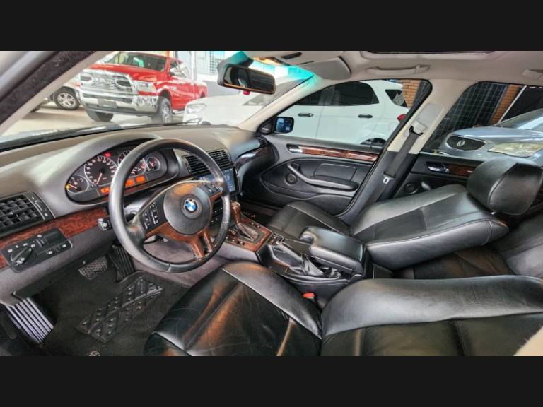 BMW - 330I - 2004/2005 - Prata - Sob Consulta