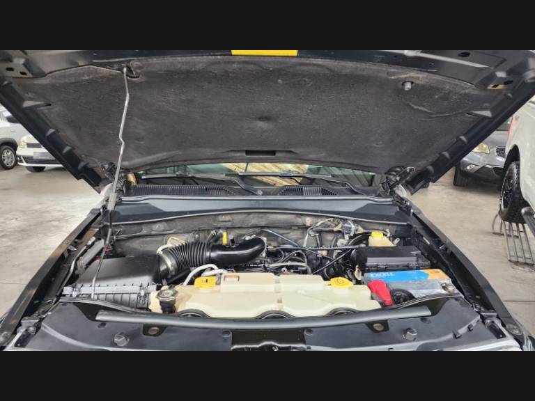 JEEP - CHEROKEE - 2011/2011 - Preta - Sob Consulta