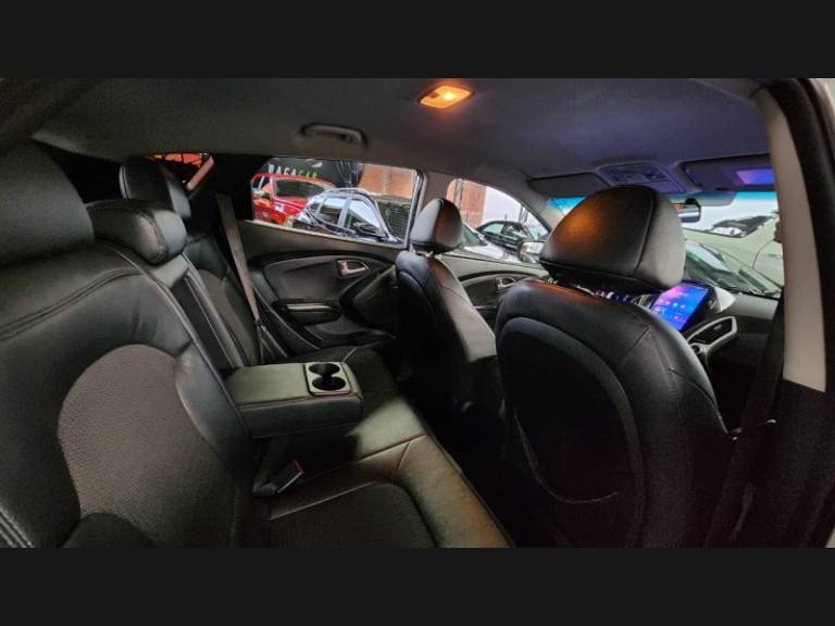 HYUNDAI - IX35 - 2012/2013 - Prata - R$ 59.900,00